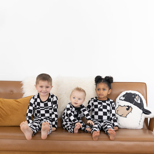 Checkered Llamas Convertible Zippy