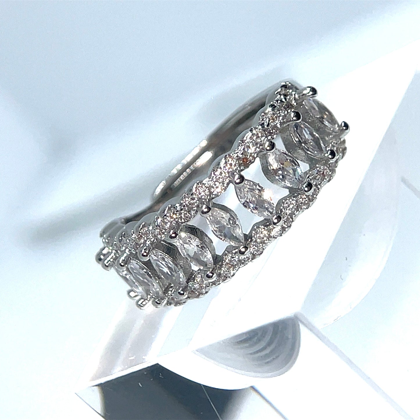 Emilia Ring