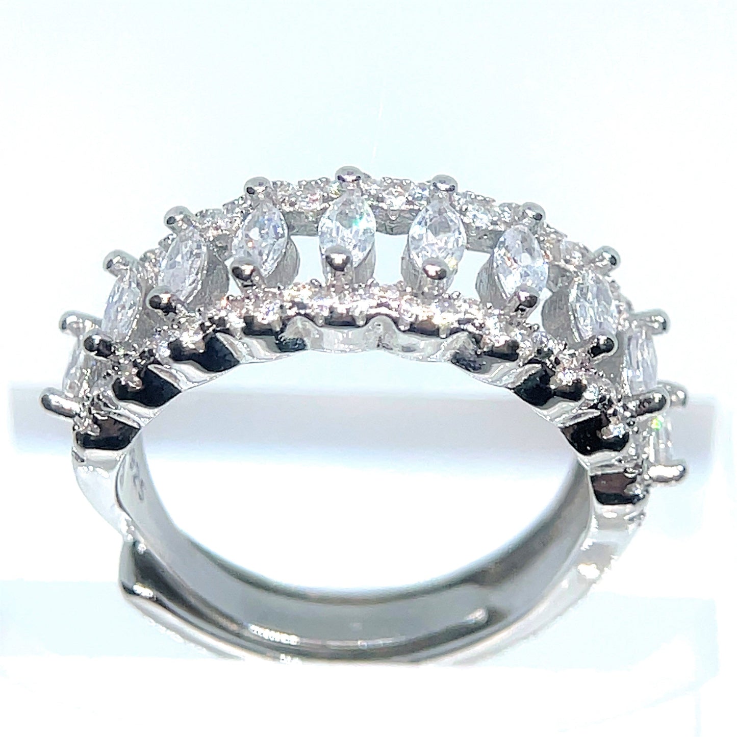 Emilia Ring