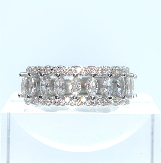 Emilia Ring